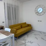 S Finest Apartamento *